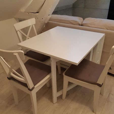 Elbeuf Studio Combles Chambre Separee Wifi Sweet Home Exterior photo