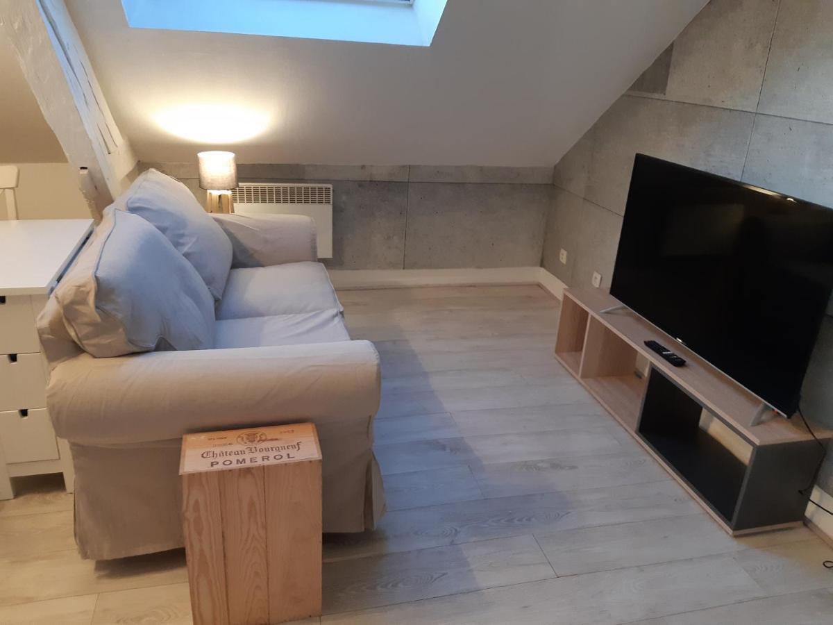Elbeuf Studio Combles Chambre Separee Wifi Sweet Home Exterior photo